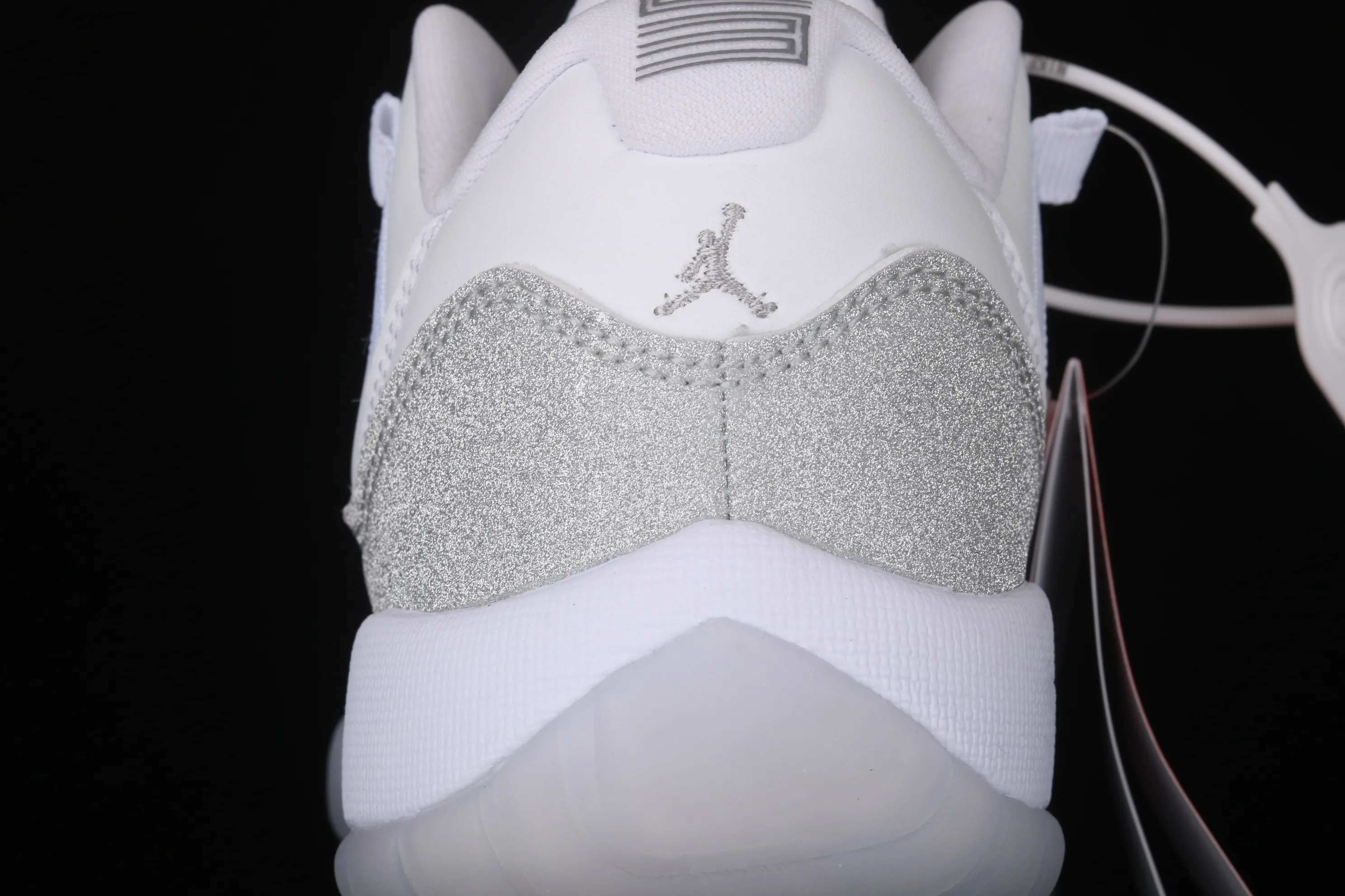 All categories Air Jordan Jordan series basketball shoes Air Jordan 11 Air Jordan 11 low Metallic Silver AJ11 Joe 11 Swarovski Stars AH0715-100